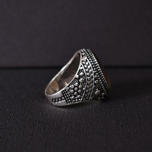 خاتم فضة رجالي عيار 925 متوج بحجر عقيق يماني طبيعي