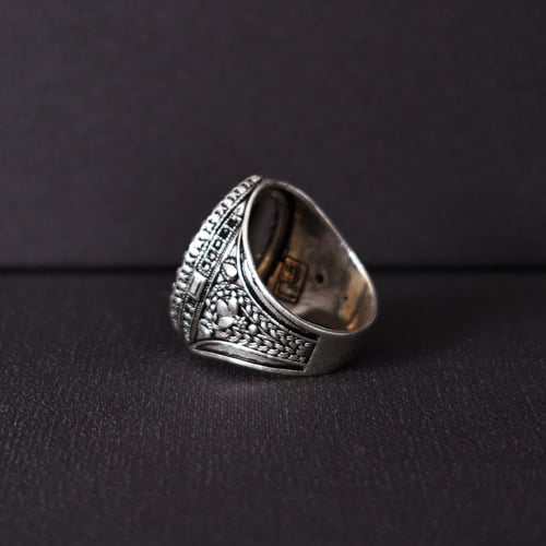 خاتم فضة رجالي عيار 925 متوج بحجر عقيق يماني طبيعي