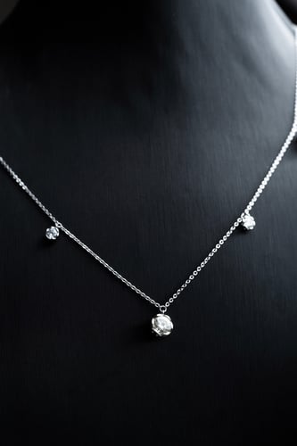 شوكر فضة عيار 925 مرصع بحجر الزركون