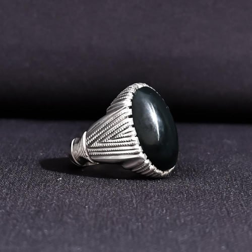 خاتم فضة رجالي عيار 925 متوج بحجر عقيق يماني اخضر...