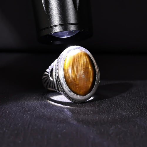 خاتم فضة رجالي عيار 990 متوج بحجر عين النمر