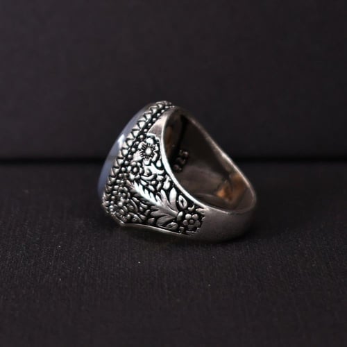 خاتم فضة رجالي عيار 925 متوج بحجر عقيق يماني طبيعي