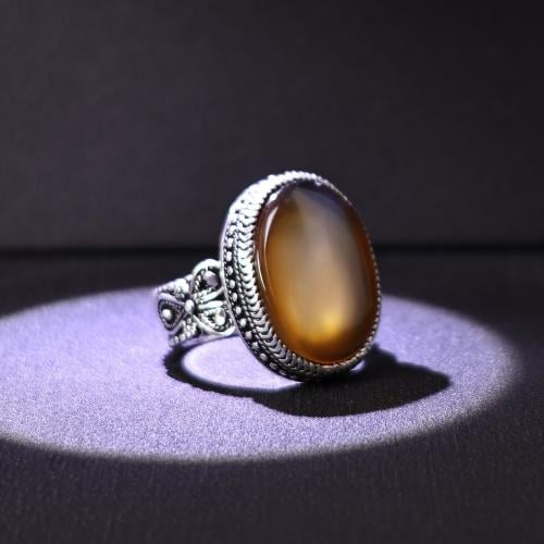 خاتم فضة رجالي عيار 925 متوج بحجر عقيق يماني زجاجي...