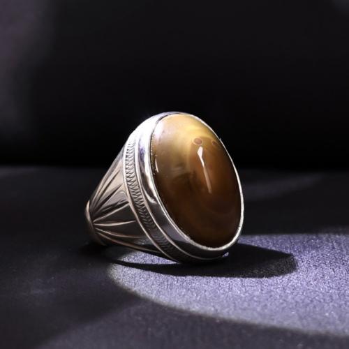 خاتم فضة رجالي عيار 925 متوج بحجر عقيق يماني سليما...