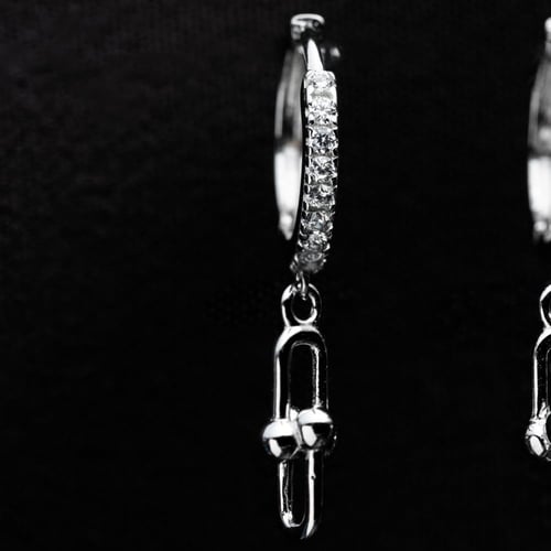 حلق فضة عيار 925 مرصع بحجر الزركون