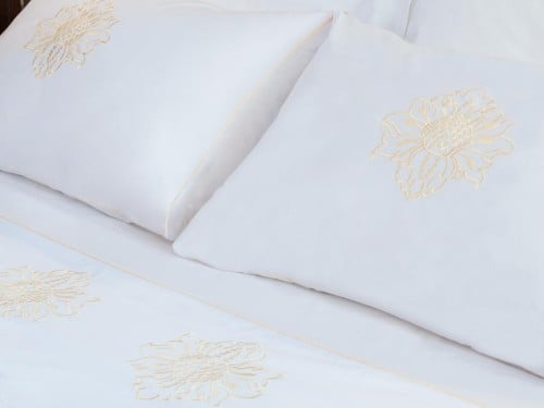 طقم شرشف GLAMOURS أبيض 600 غرزة 6 قطع