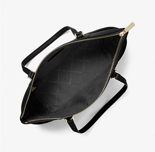 حقيبه مايكل كورس لون اسود Charlotte