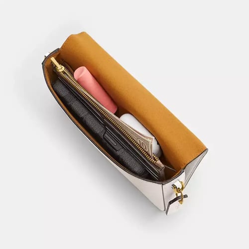 حقيبه كوتش Mila