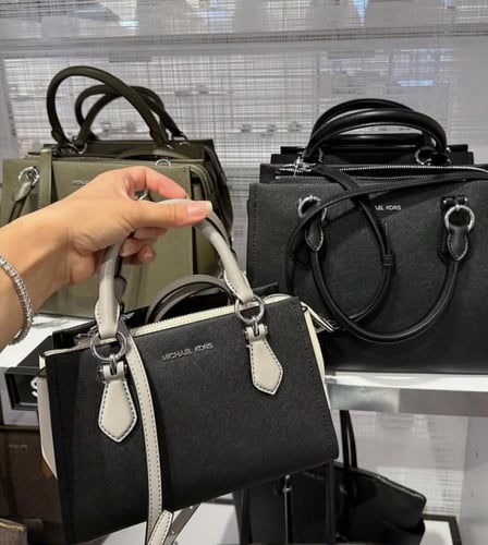 حقيبه مايكل كورس المقاس الصغير Marilyn