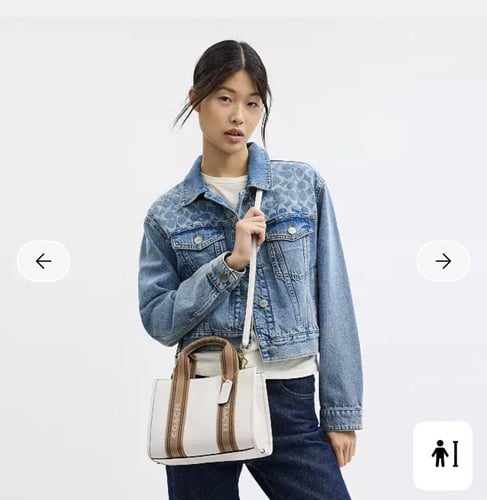 حقيبه كوتش 24 Smith Tote Bag