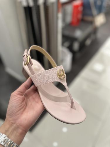حذاء مايكل كورس Hannah T-Strap Sandal