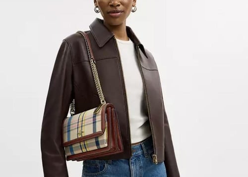 حقيبه كوتش المقاس الوسط klare