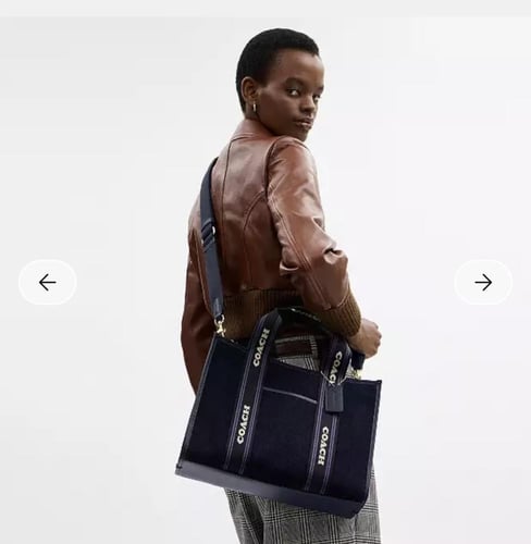 حقيبه كوتش المقاس الكبير Smith Tote Bag