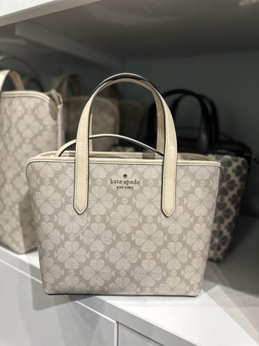 حقيبه كيت سبيد المقاس الصغير Signature Spade Flowe...