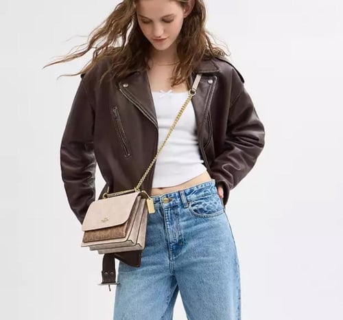 حقيبه كوتش المقاس الوسط klare