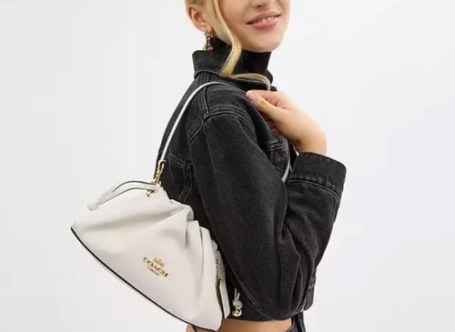 حقيبه كوتش المقاس الوسط Faye