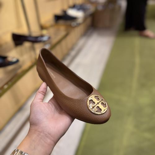 حذاء توري بورش