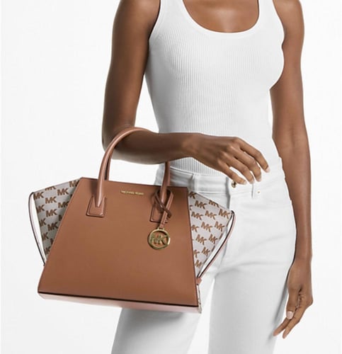 حقيبه مايكل كورس المقاس الكبير Avril