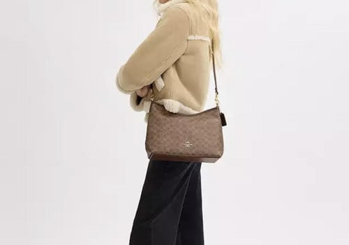 حقيبه كوتش المقاس الوسط Laurel