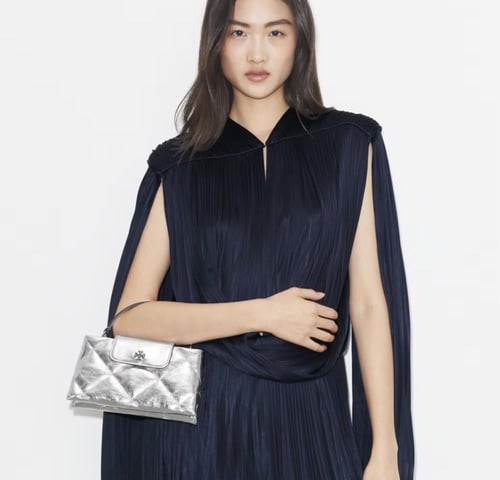 حقيبه توري بورش المقاس الصغير KIRA DIAMOND QUILT M...