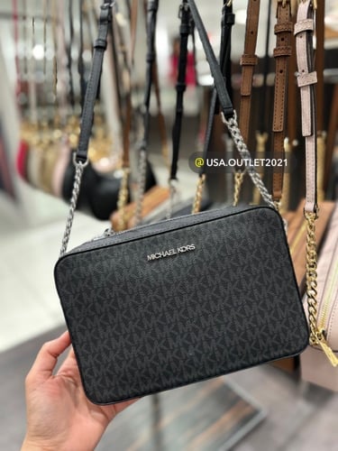 حقيبه مايكل كورس Jet Set