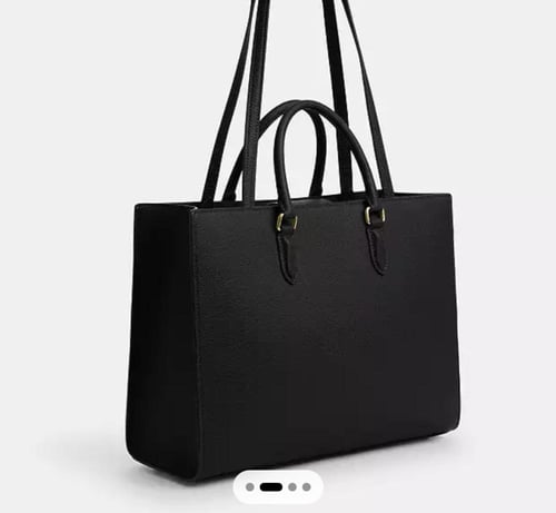 حقيبه كوتش المقاس الكبير Maggie