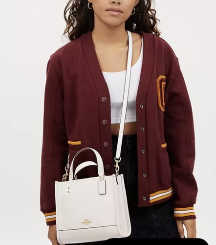 حقيبه كوتش Dempsey