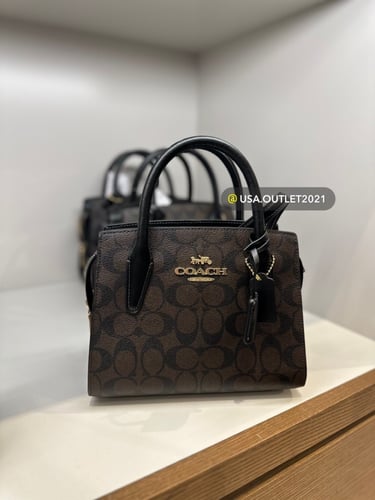 حقيبه كوتش المقاس الوسط Andrea