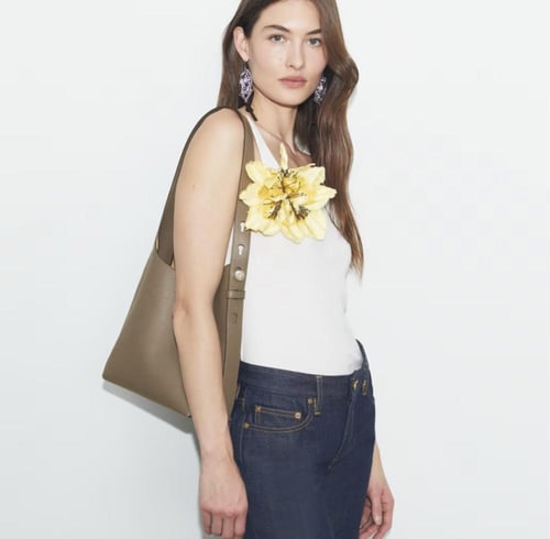 حقيبه توري بورش SMALL ROMY HOBO