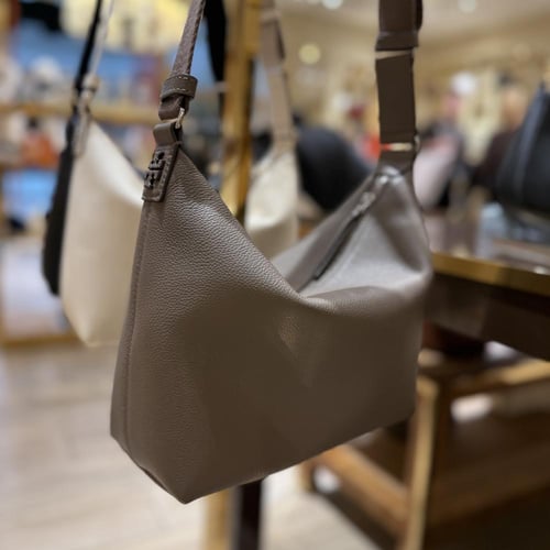 حقيبه توري بورش Thea