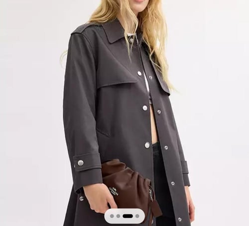 حقيبه كوتش المقاس الوسط Faye