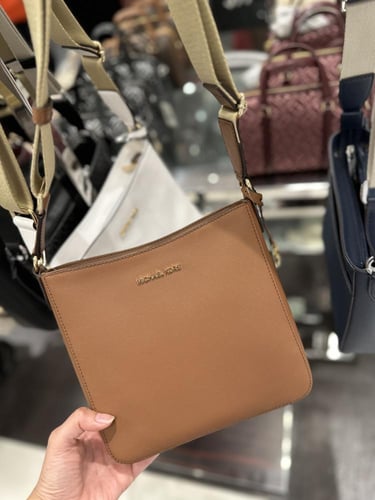 حقيبه مايكل كورس Jet Set Travel