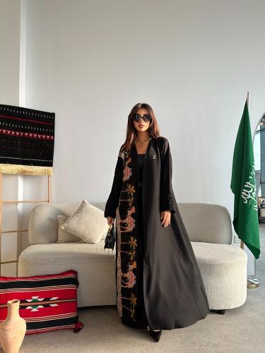 عباية مع شال