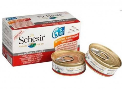 شيزر معلبات شرائح الدجاج مع البط في الماء المطهي ل...