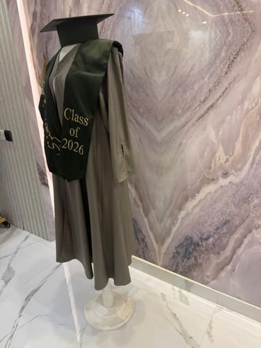 عباية التخرج – إشراقة يوم الإنجاز