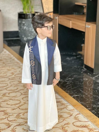 سديري الورود البيضاء لنن اسود