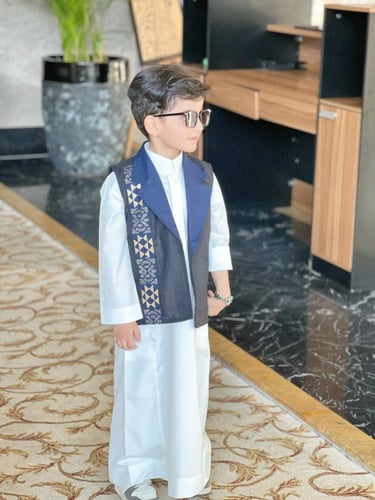 سديري الورود البيضاء لنن اسود