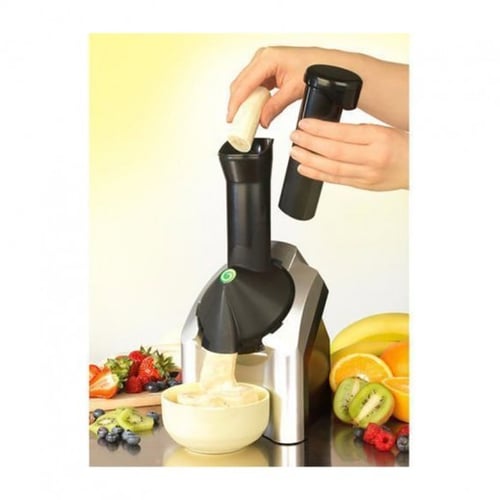 صانعة الايس كريم والحلى المثلج