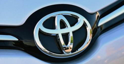 علامة شبك كامري 1998-2002