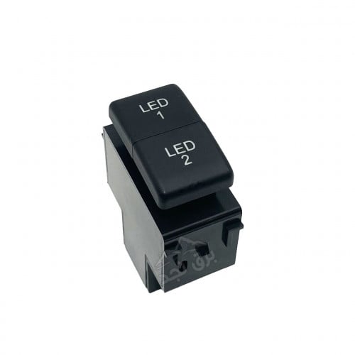 فاصل وكالة نيسان كبير