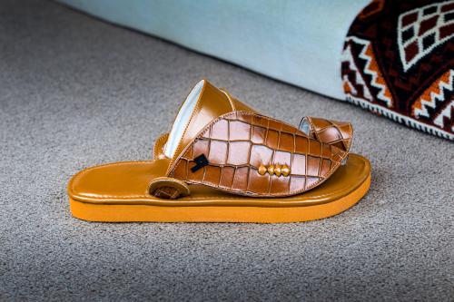 جلد بطن التمساح برتقالي (يفضل طلب مقاس اكبر)