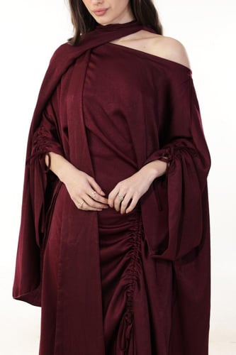 قفطان ساتان برغندي بربطة عنق