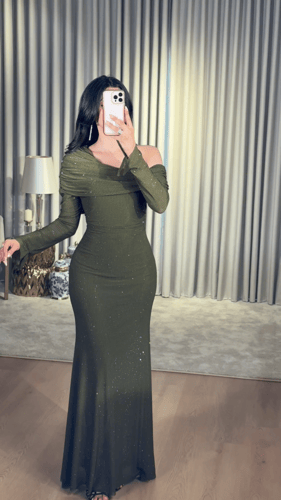 فستان سهرة أوف شولدر زيتي بكريستالات