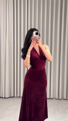 فستان مخمل سهرة برغندي