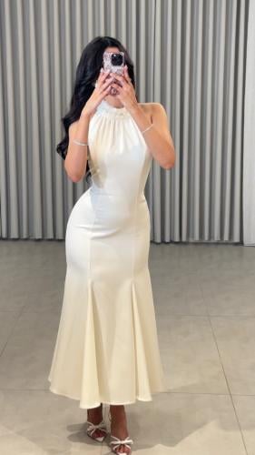 فستان مزين بلؤلؤ ~