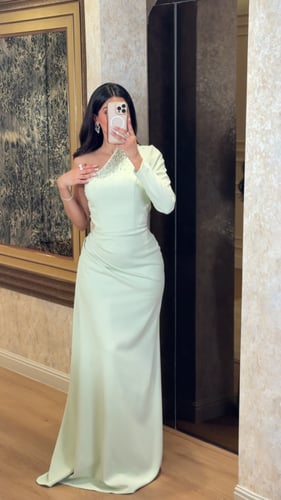 فستان سهرة بتصميم كتف واحد 25900