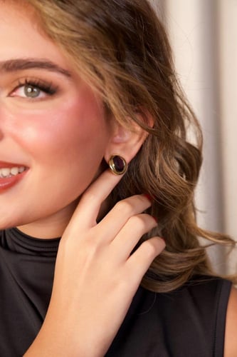 أقراط دائرية بكريستال بنفسجي داكن