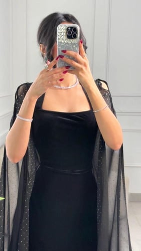 فستان مخمل سهره بكريستالات صغيره