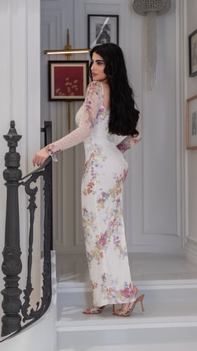 فستان اتزماين أوف وايت مشجر بتطريز خرز