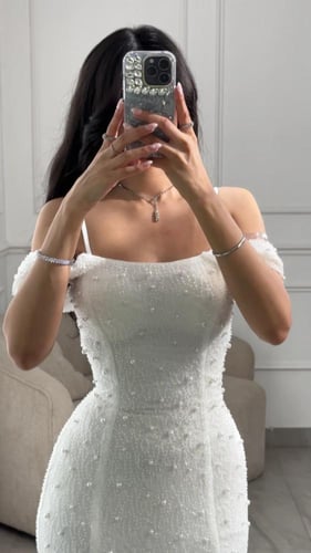 فستان سهرة اوف شولدر ابيض